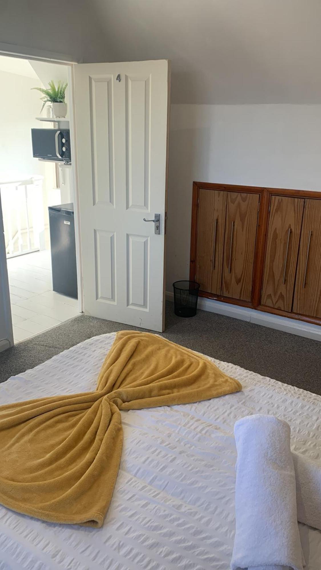 Wandsworth, South London Deluxe King Room 4 Bagian luar foto
